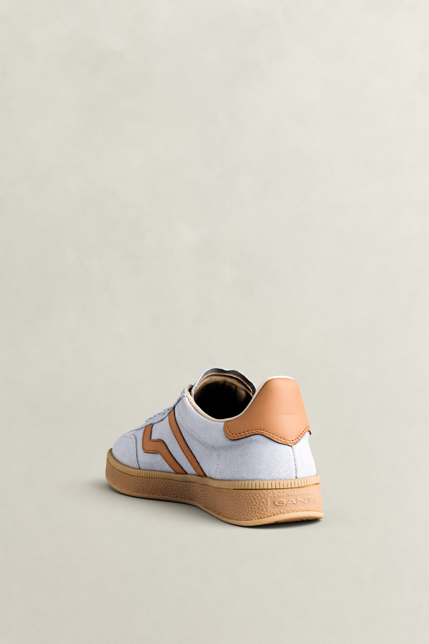 Cuzima Sneaker aus Veloursleder