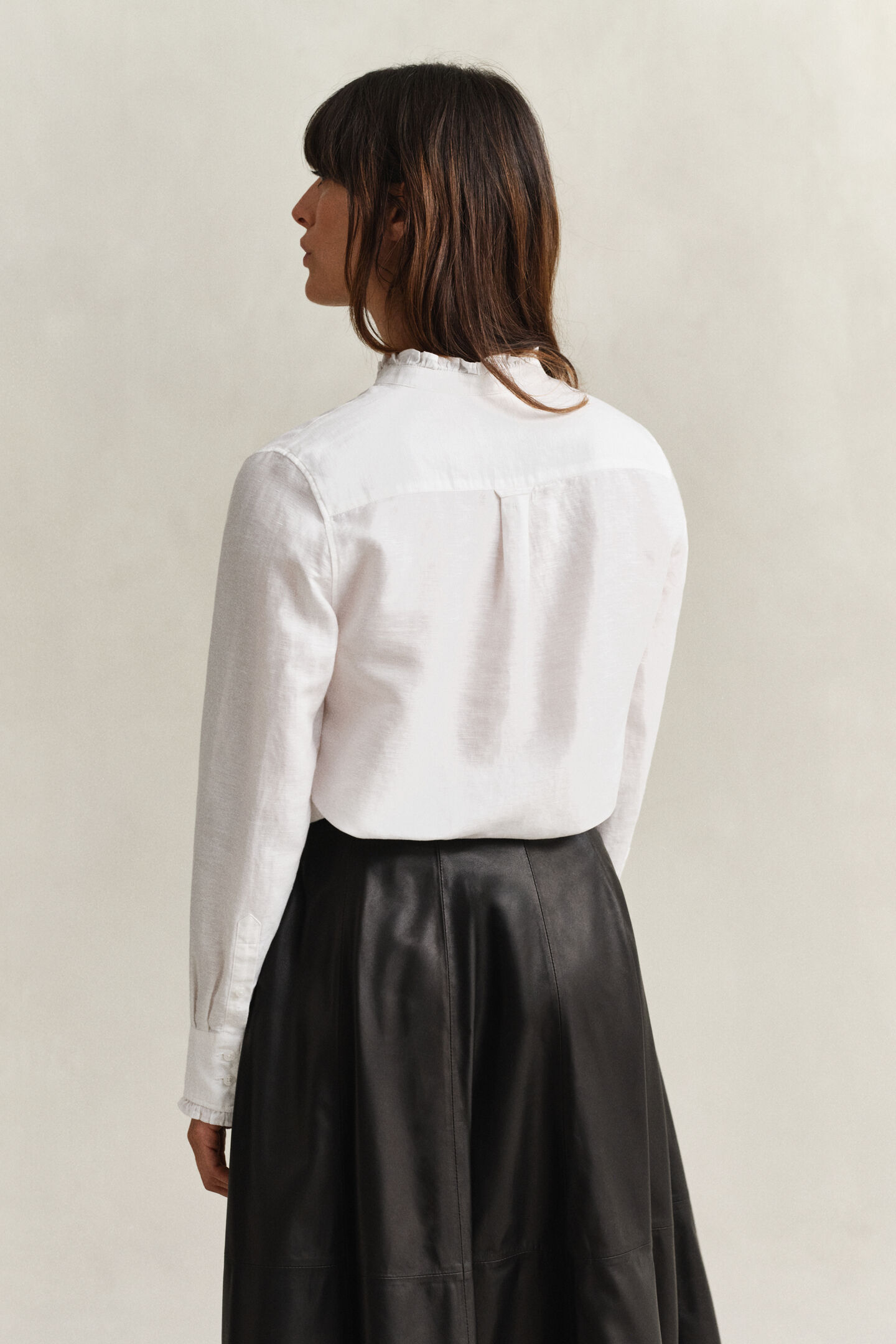 R&uuml;schenbluse aus Leinenmix