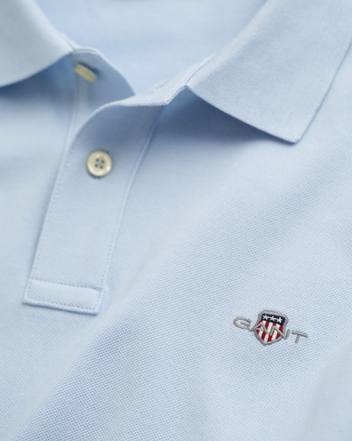 Regular Fit Shield Piqu&eacute; Poloshirt