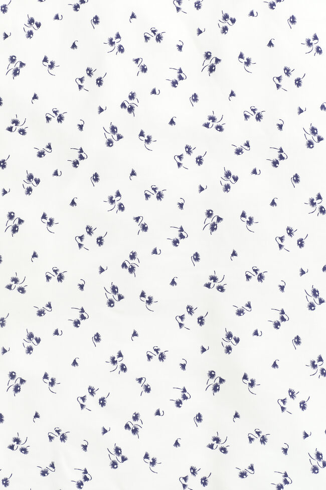 Einzelbettgarnitur mit kleinem Blumenmuster