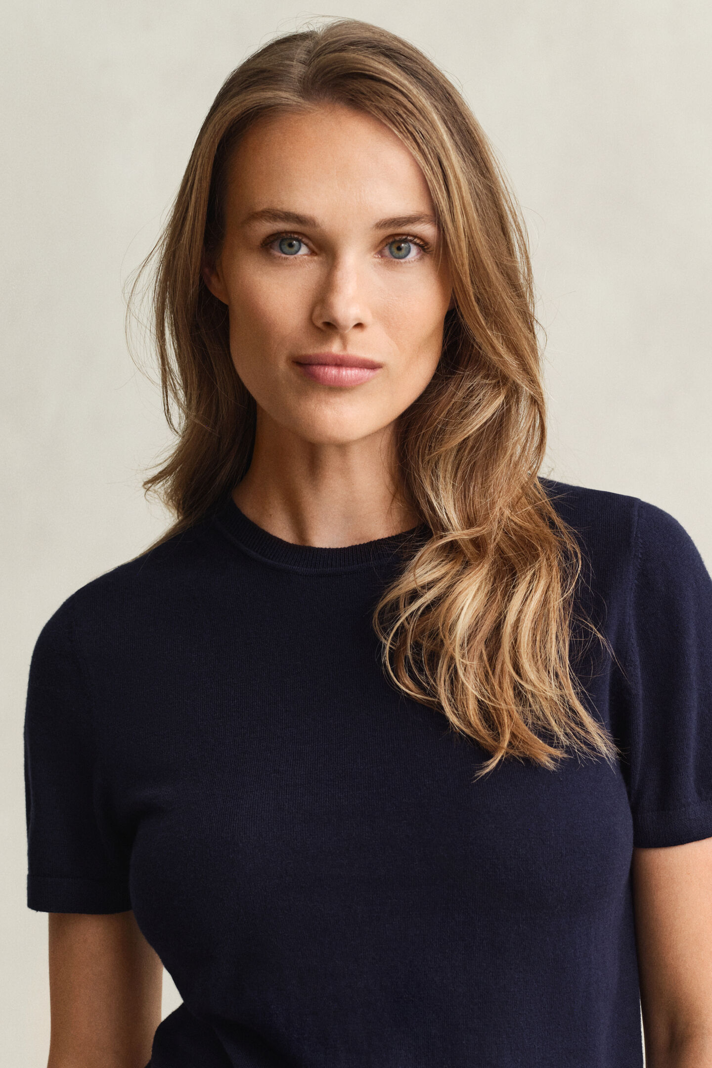 Leichter Kurzarm-Rundhalspullover