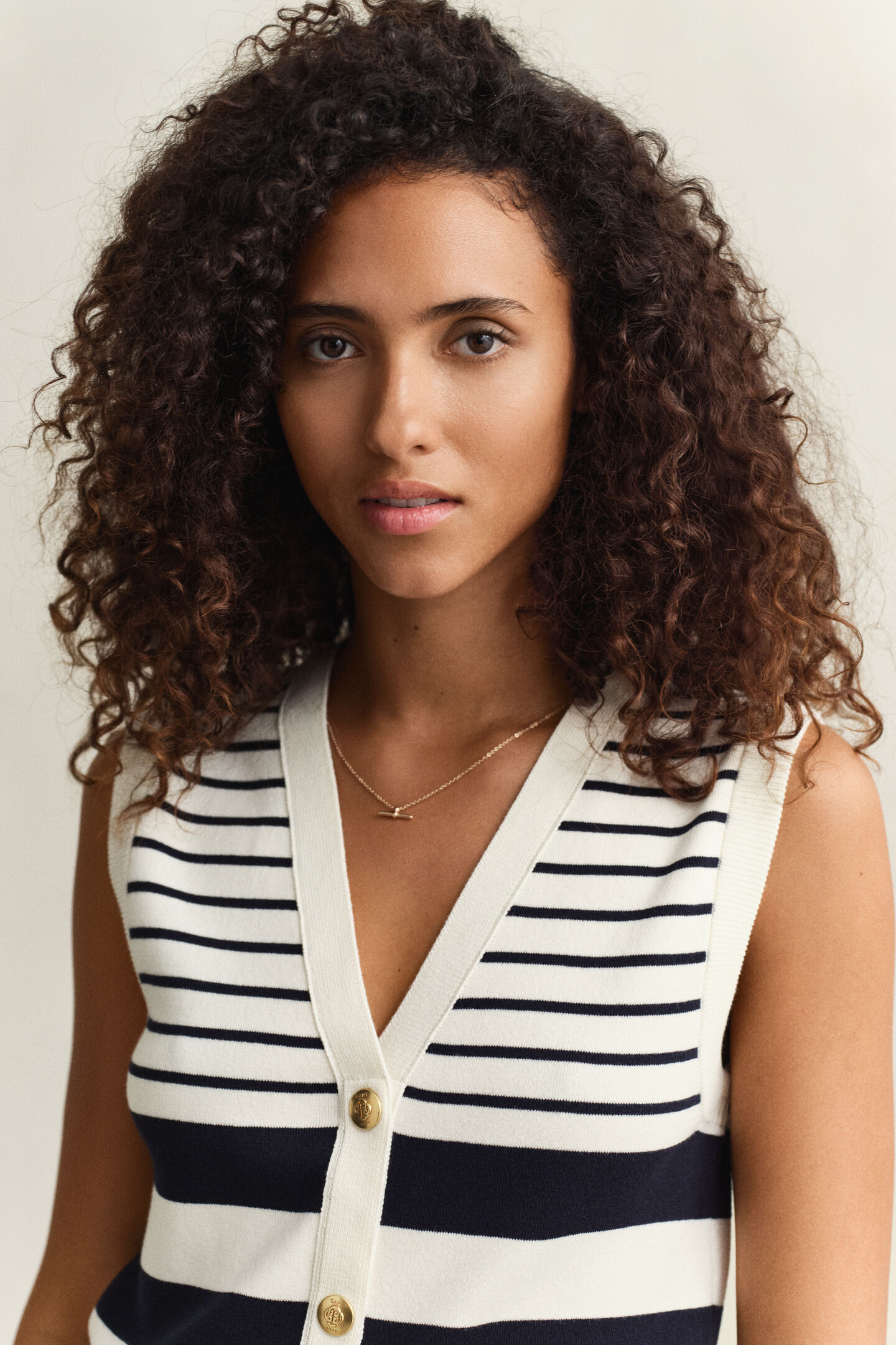 Gestreifte Strickweste