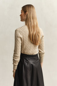V-Neck Pullover mit Zopfmuster
