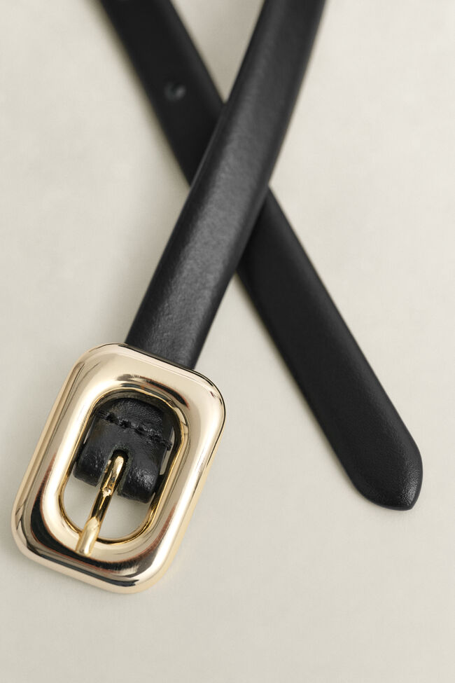 Lederg&uuml;rtel mit runder Schnalle