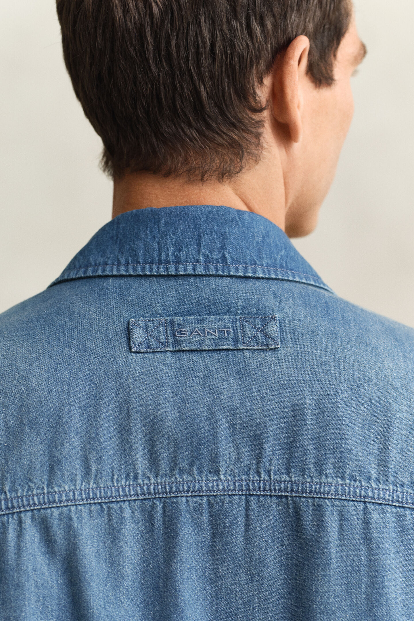 Indigo Windcheater aus Baumwolle