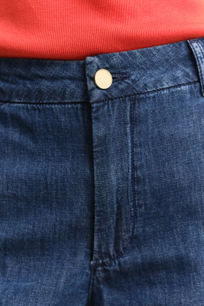 Jeans aus Baumwolle und Leinen