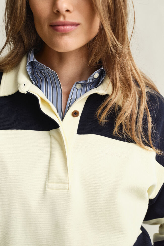 Color Blocked Rugger mit Piqu&eacute;struktur