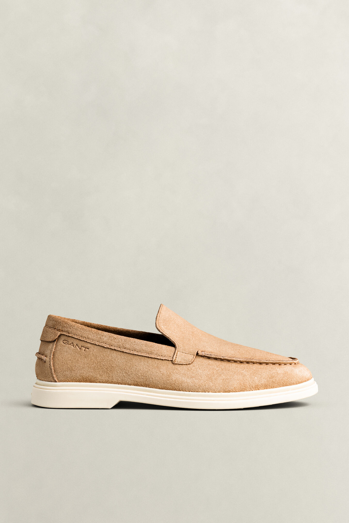 Boery Loafer aus Veloursleder