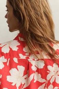 Gebl&uuml;mte Leinenbluse