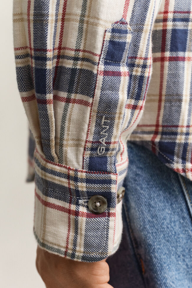 Twill-Hemd mit Brusttasche