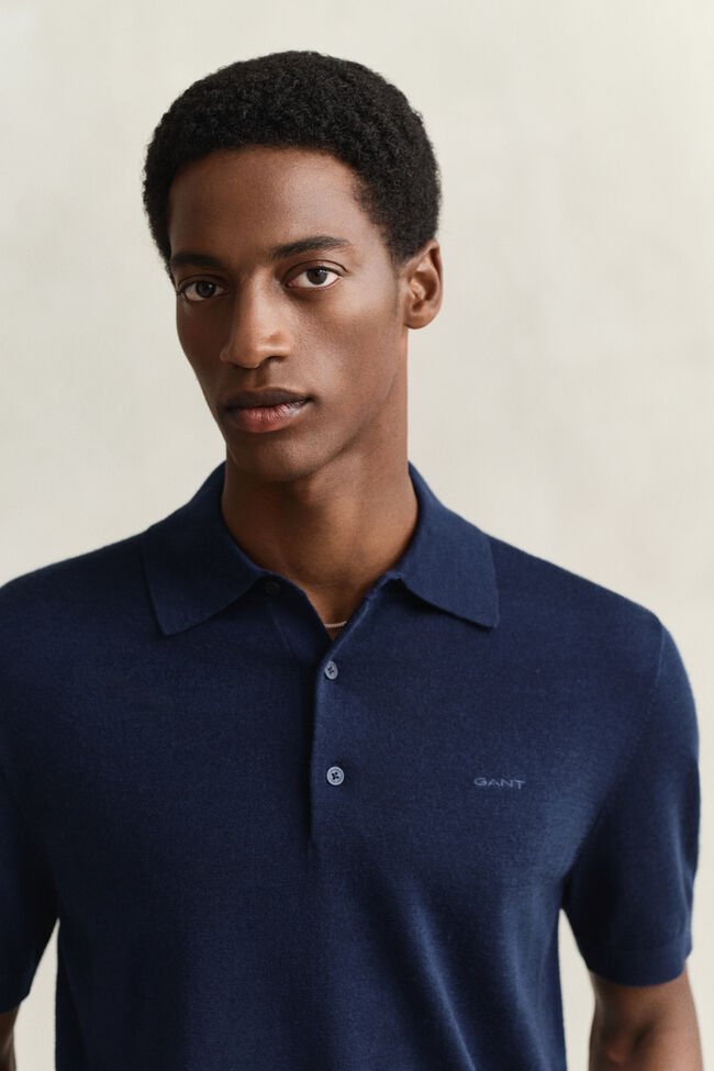 Kurz&auml;rmeliger Polopullover aus extrafeiner Merinowolle