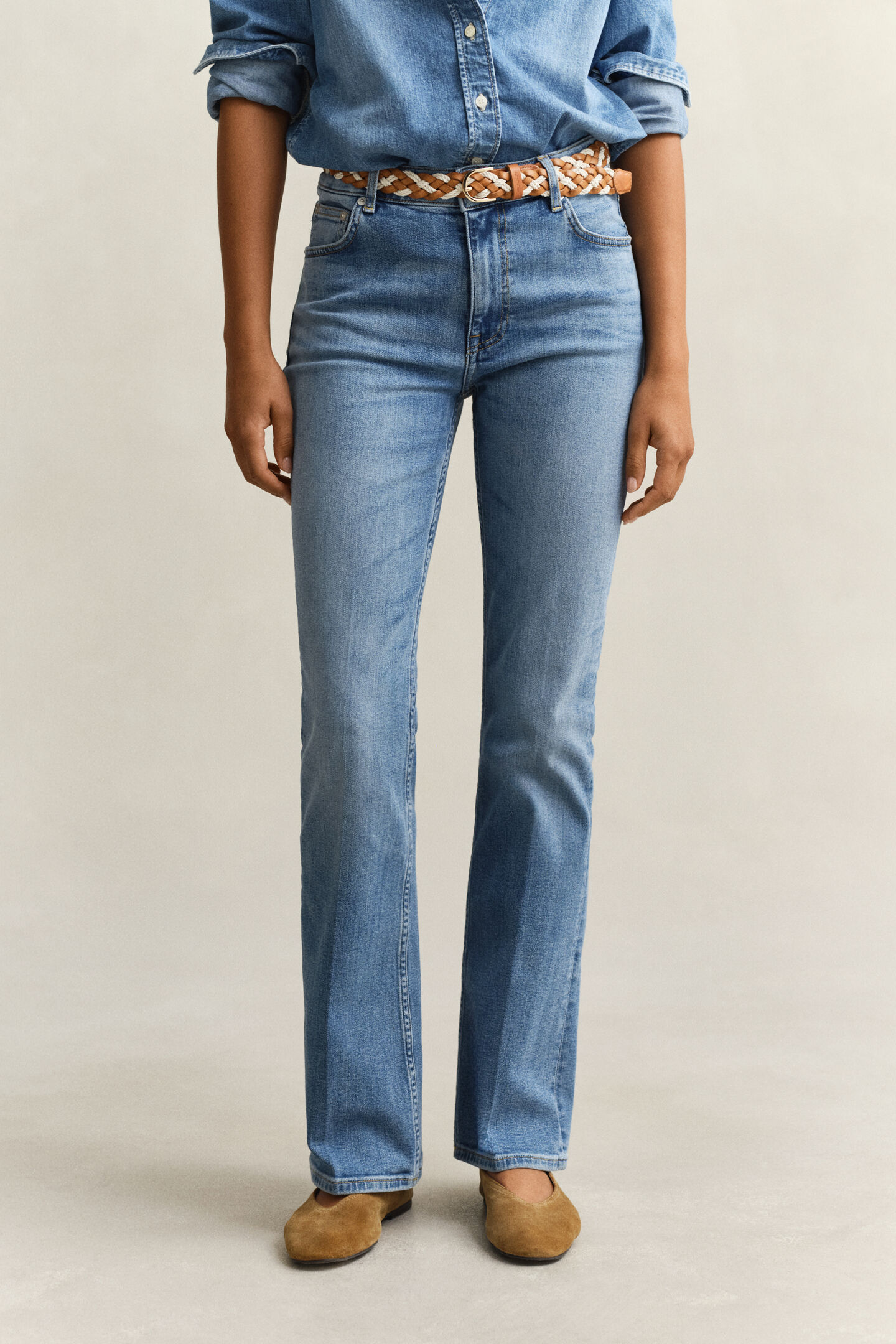 Stretch Jeans mit ausgestelltem Bein