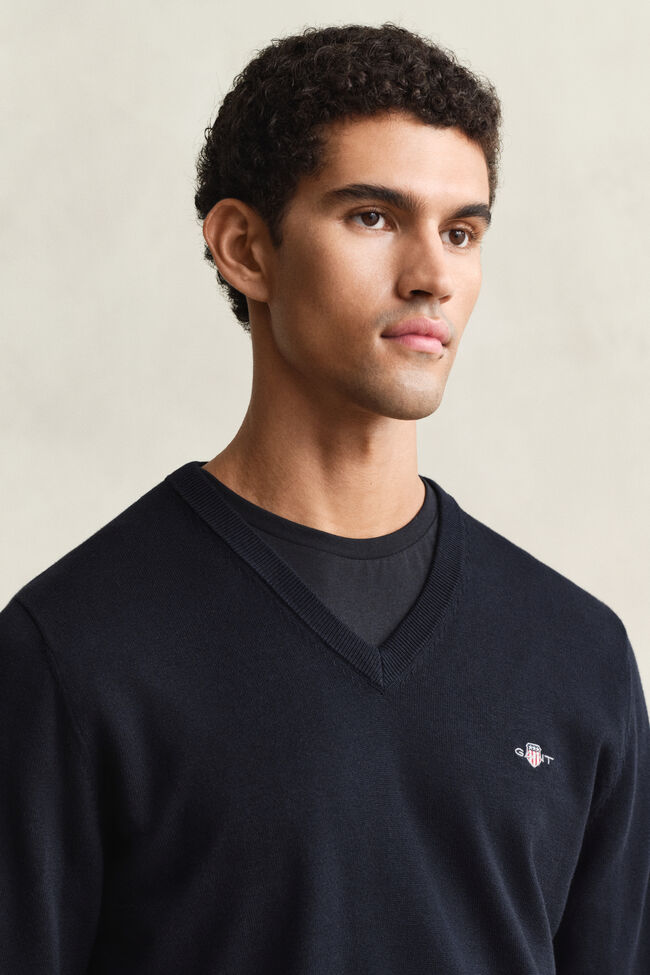 Klassischer V-Neck Pullover aus Baumwolle