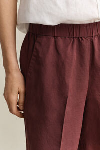 Shorts aus Leinenmix