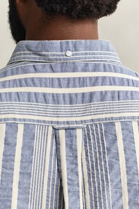 Relaxed Fit Seersucker Hemd mit Streifen