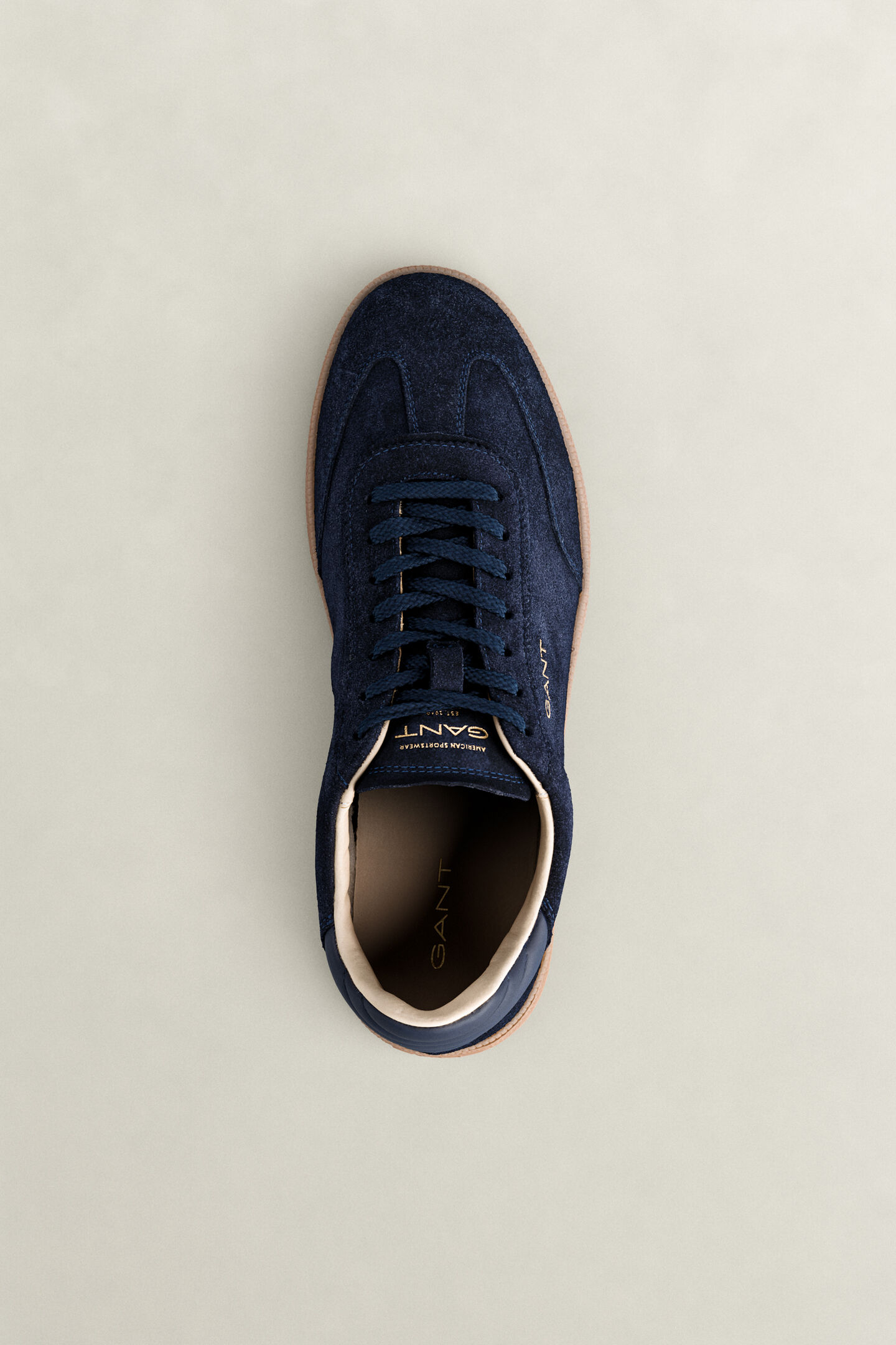 Cuzmo Sneaker aus Veloursleder