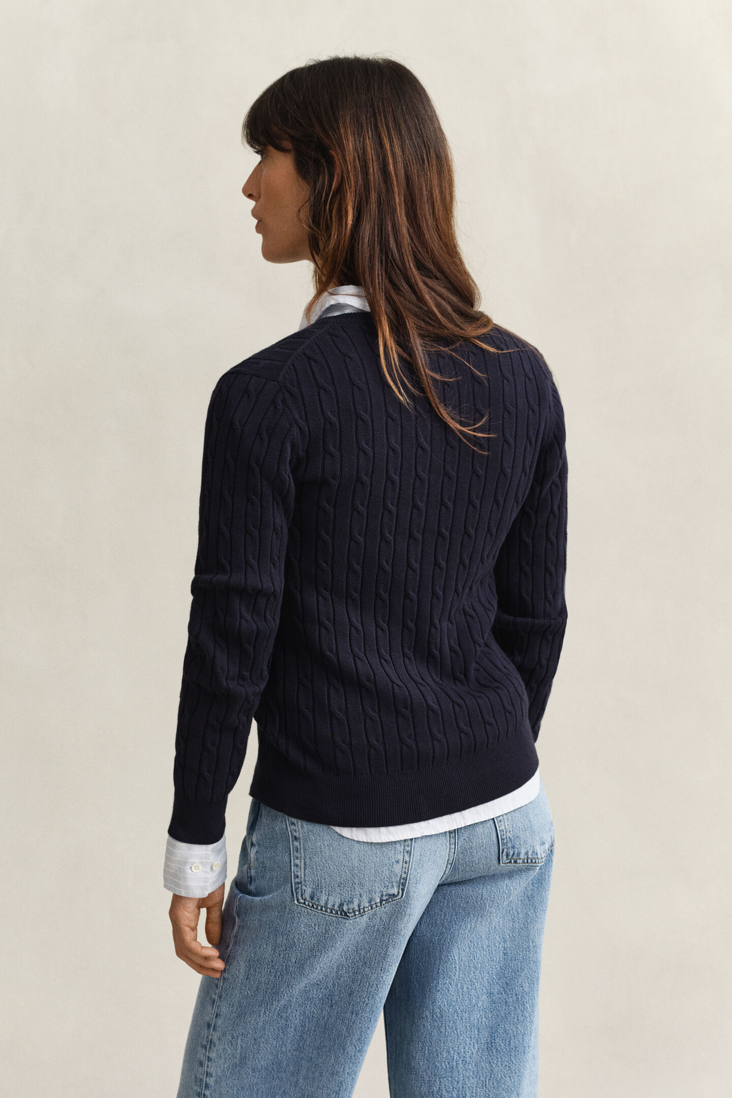 Strickjacke mit Zopfmuster