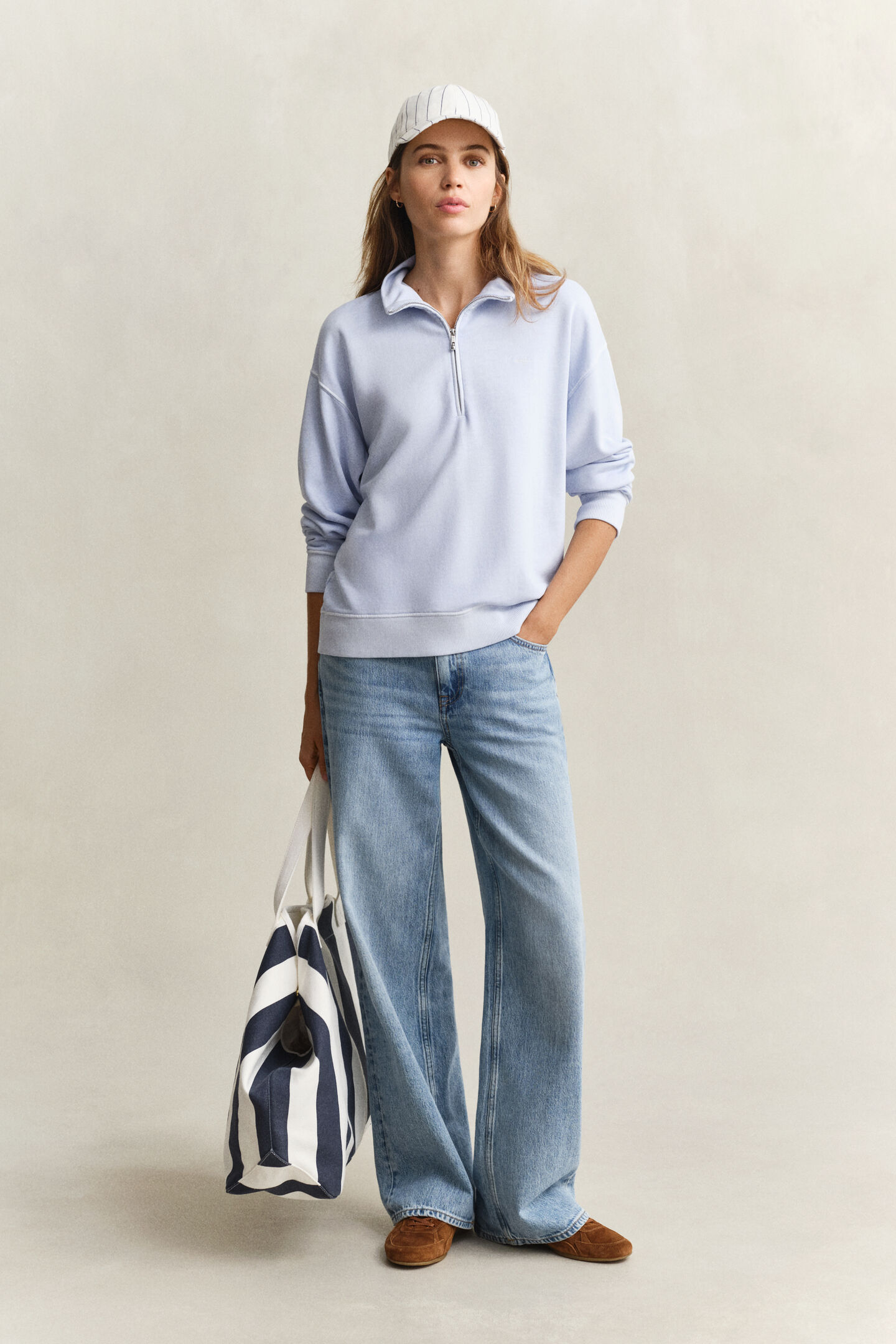 Gewaschenes Shield Sweatshirt mit Rei&szlig;verschlusskragen