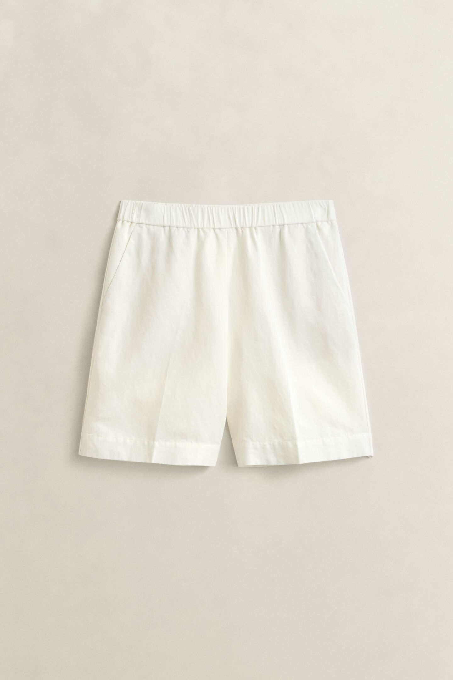 Shorts aus Leinenmix