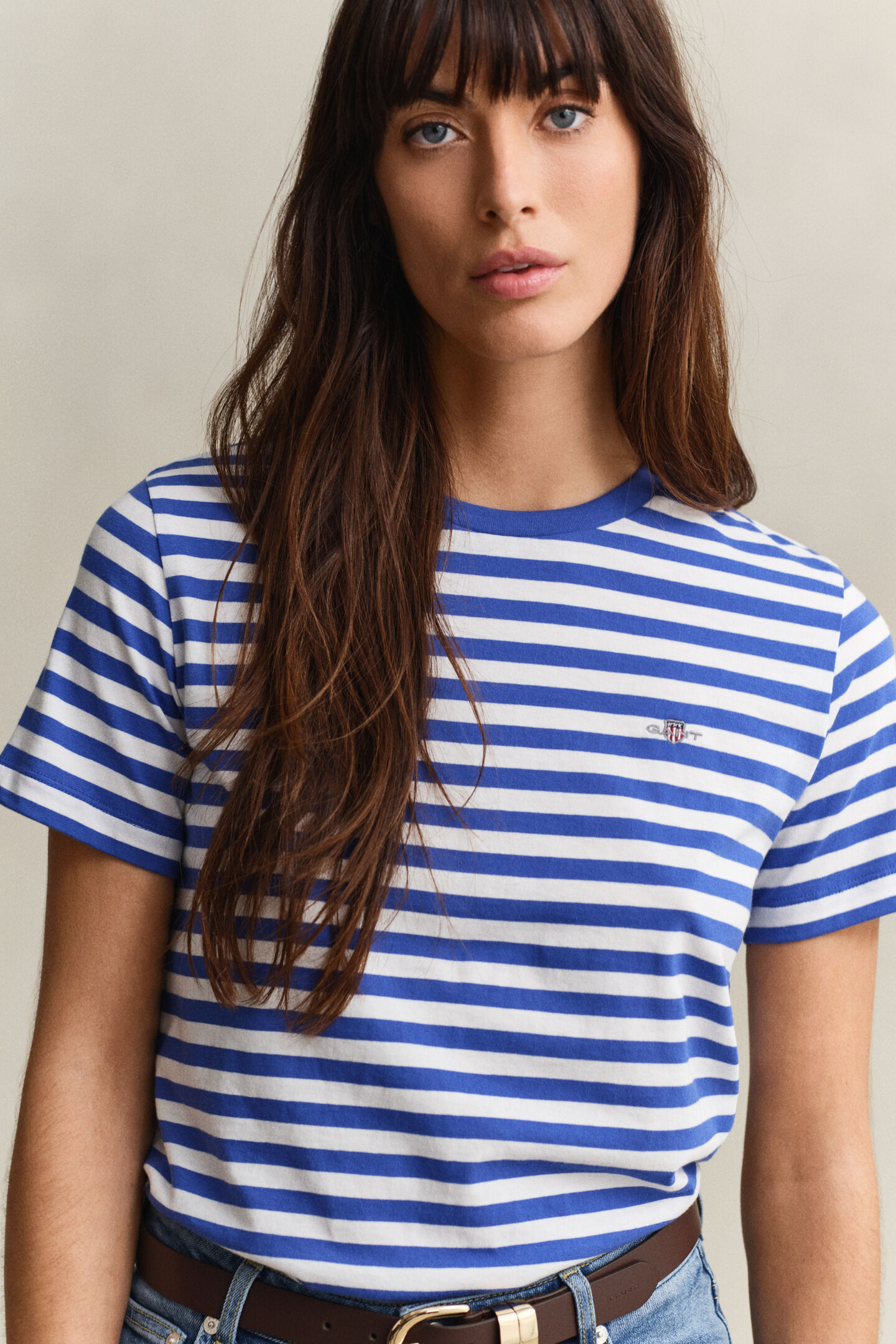 Shield T-Shirt mit Streifen