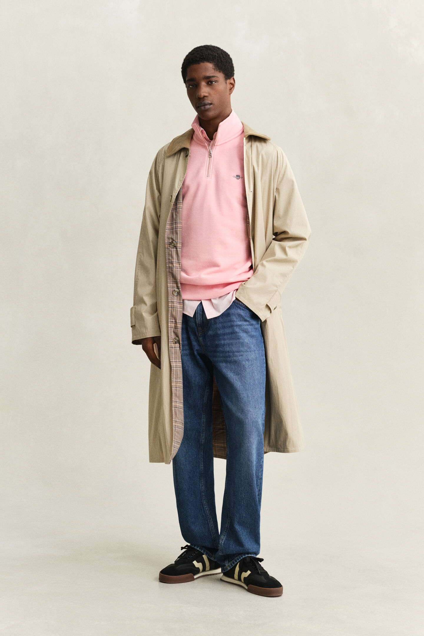 Shield Sweatshirt mit halblangem Rei&szlig;verschluss