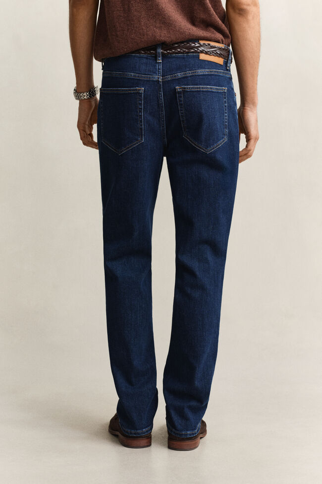Regular Fit Clean Wash Jeans