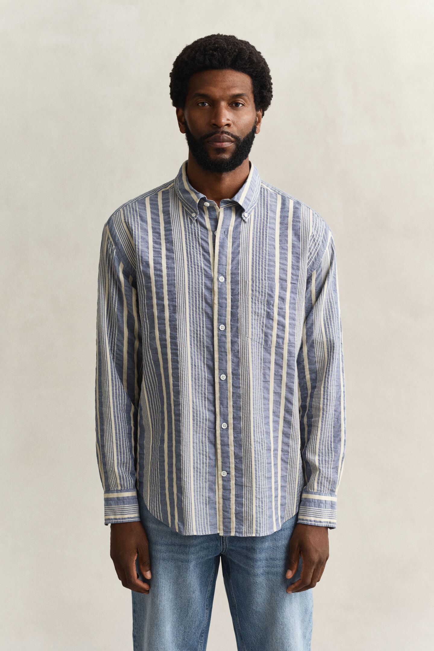 Relaxed Fit Seersucker Hemd mit Streifen