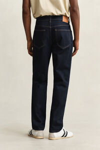 Regular Fit Clean Wash Jeans